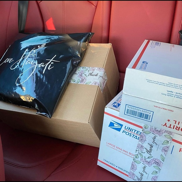 ♡ Hello, I’m Liz ♡ Welcome! ♡ - Picture 4 of 8